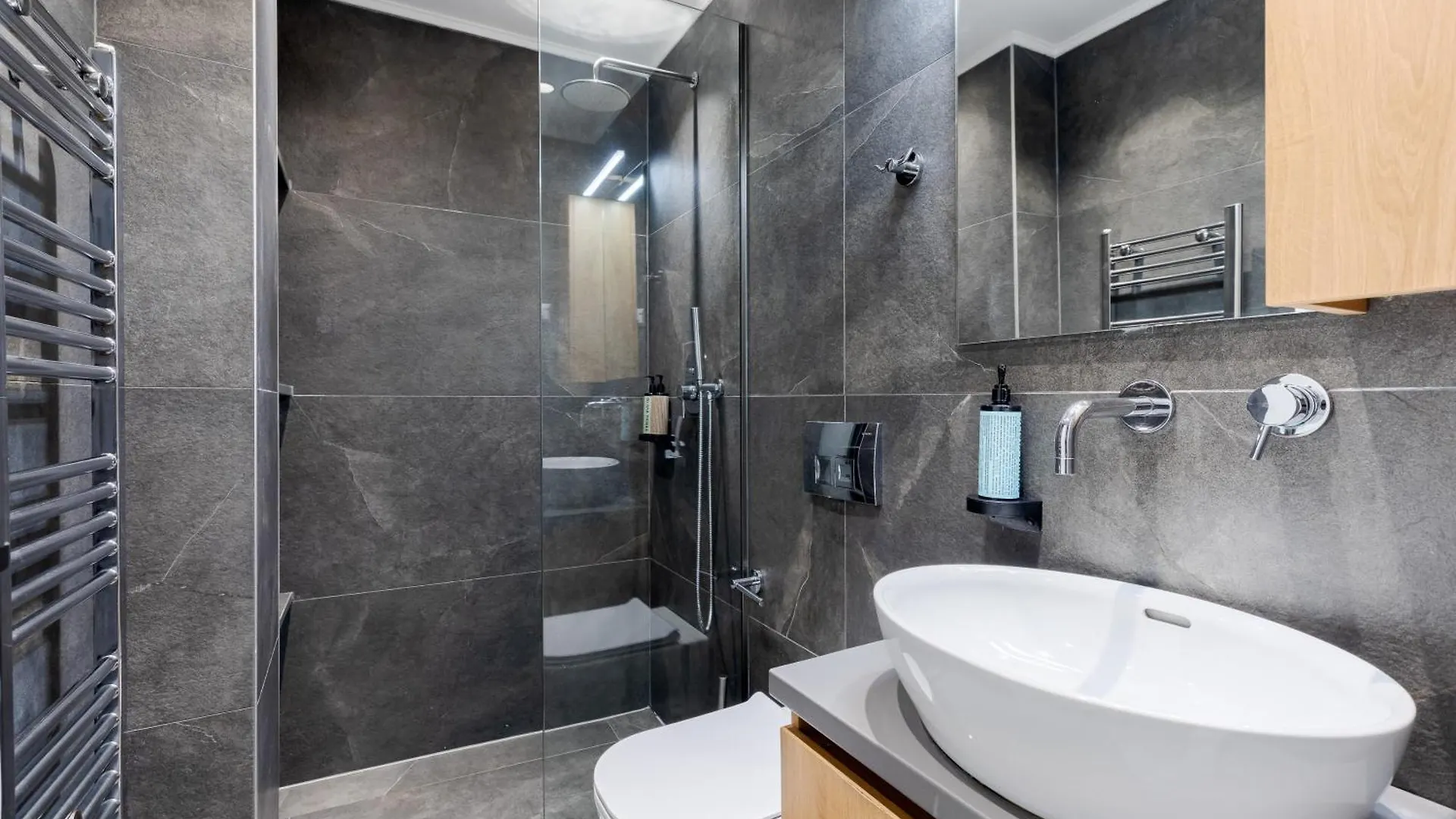#Nereids Apts By Halu! Apartments Θεσσαλονίκη